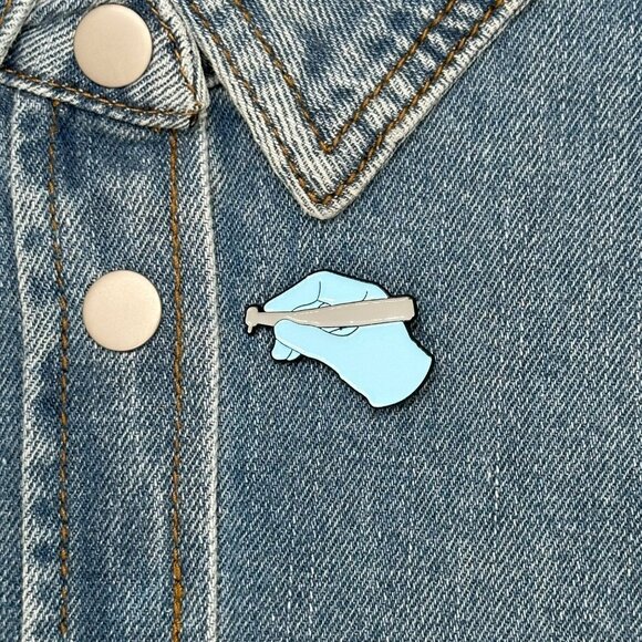🤩Blue hand holding dental drill Enamel Pin with Rubber Clutch For Jacket🤩 - Picture 1 of 6